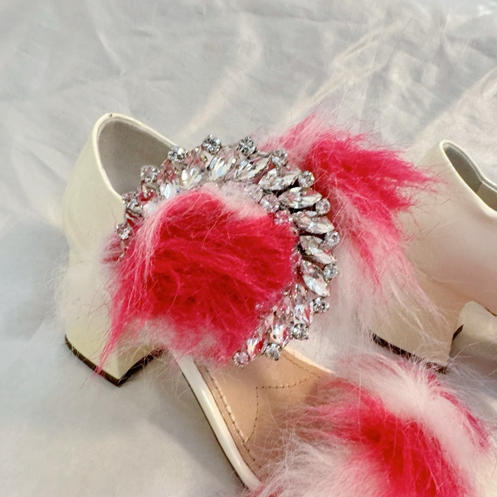 Miu Miu Pink and White Fur Embellished Sandals - Picture 2 of 8